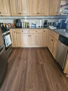 LVT 2 Kitchen vinyl | Battle Creek Tile & Mosaic